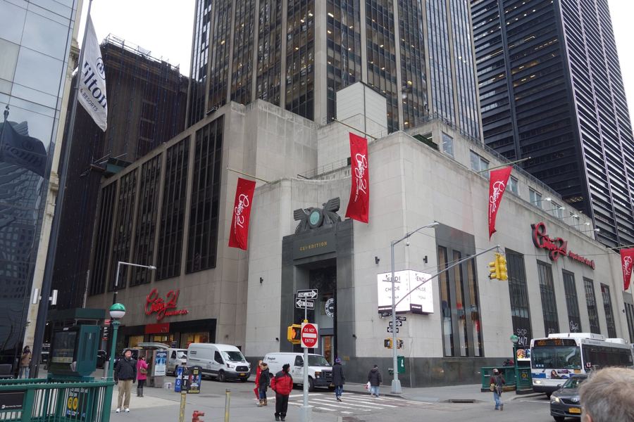 Century 21's red-bannered store on Church Street across from the World Trade Center